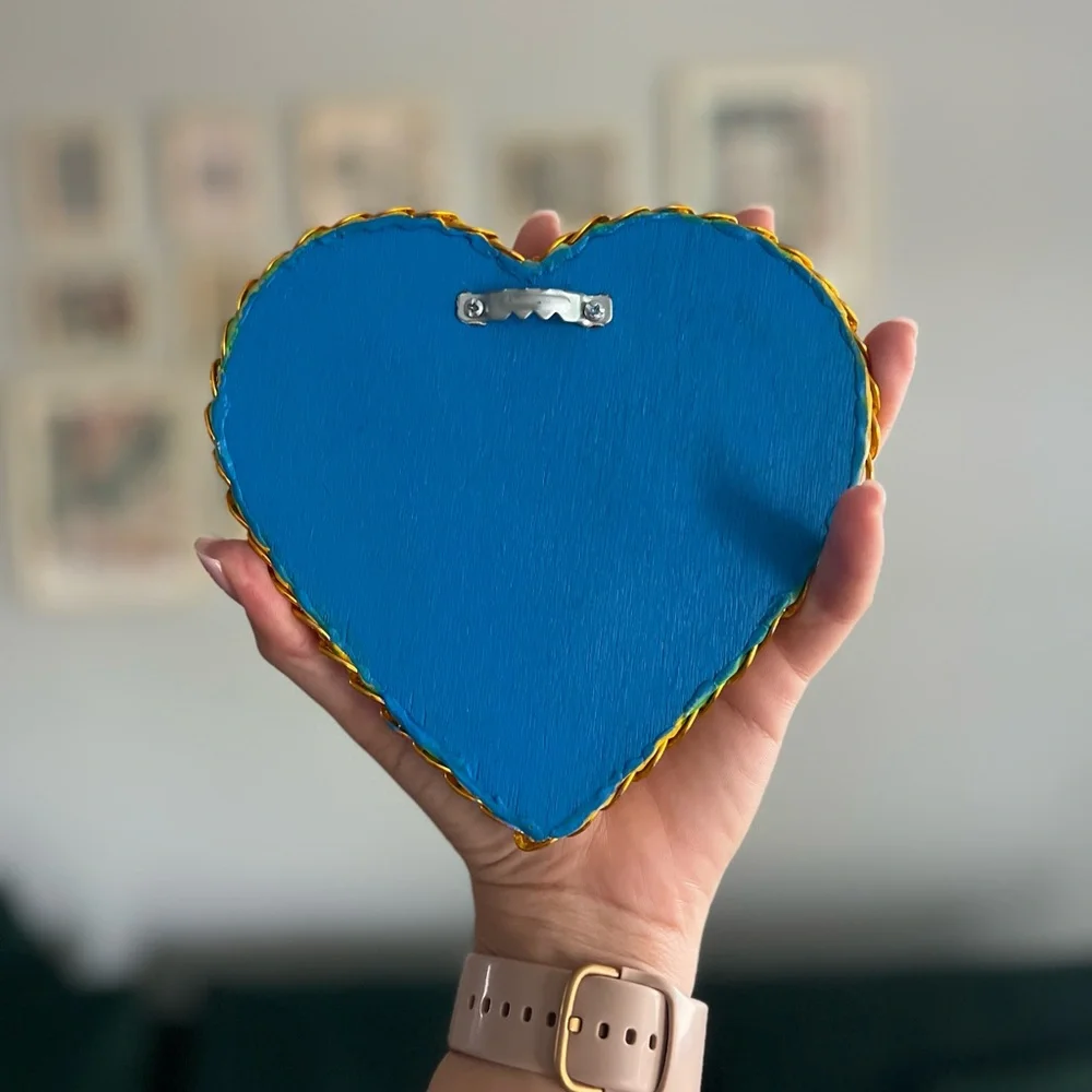 Handcrafted Heart Mirror – Unique Mexican Folk Art Decor, One-of-a-Kind✨
